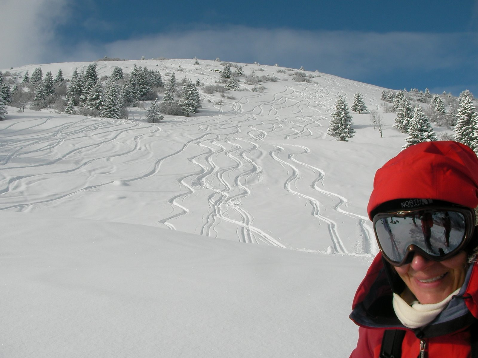 Big smiles & fresh tracks!